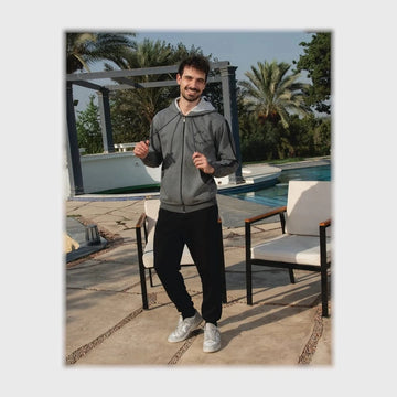 طقم ترينج تيشرت كابيشوة وبنطلون اولادي سمر ميلتون ليكرا الوان متعددة شتوي من فورما - 26131-b